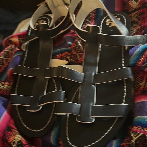 Selling these Tory Burch sandals because they are two big - Picture 2 of 2